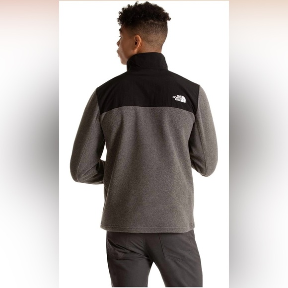 NWT The North Face Men's Sun Rise Quarter Zip Sweatshirt - Picture 2 of 13